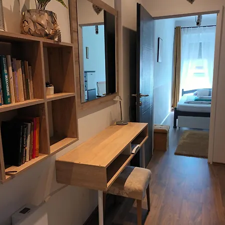 Lezser Apartment